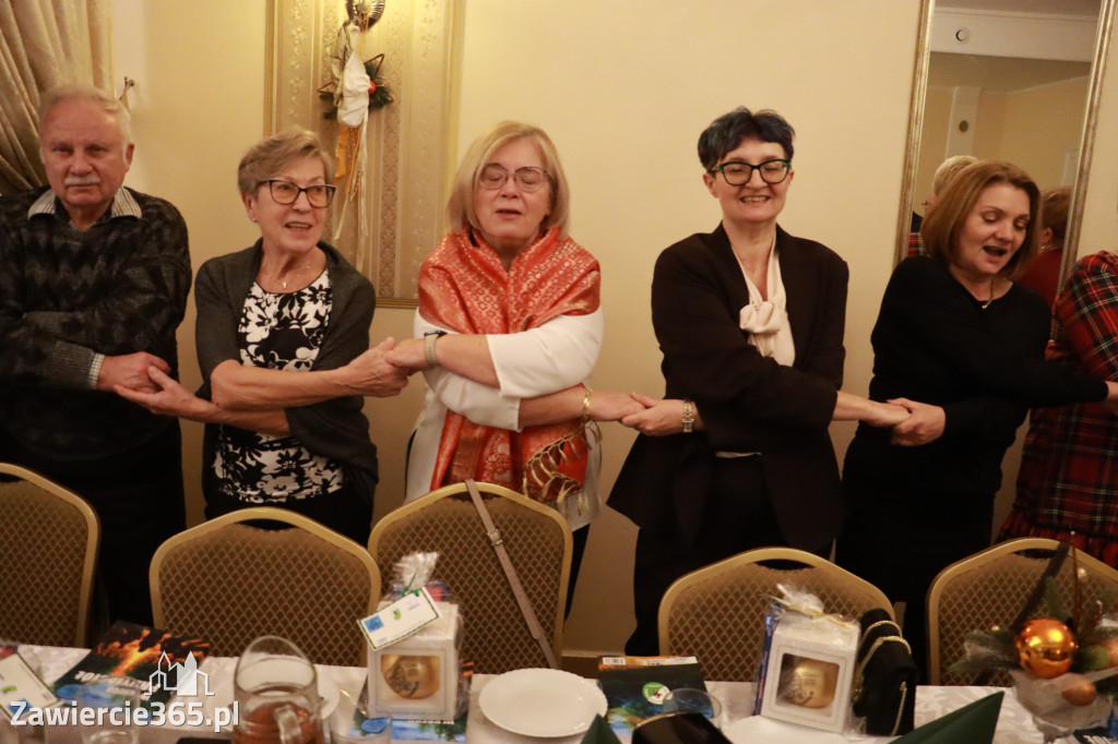 Fotorelacja: 2 Wigilijne spotkanie członków Stowarzyszenia Ruch Harcerski CZUWAJ w Zawierciu