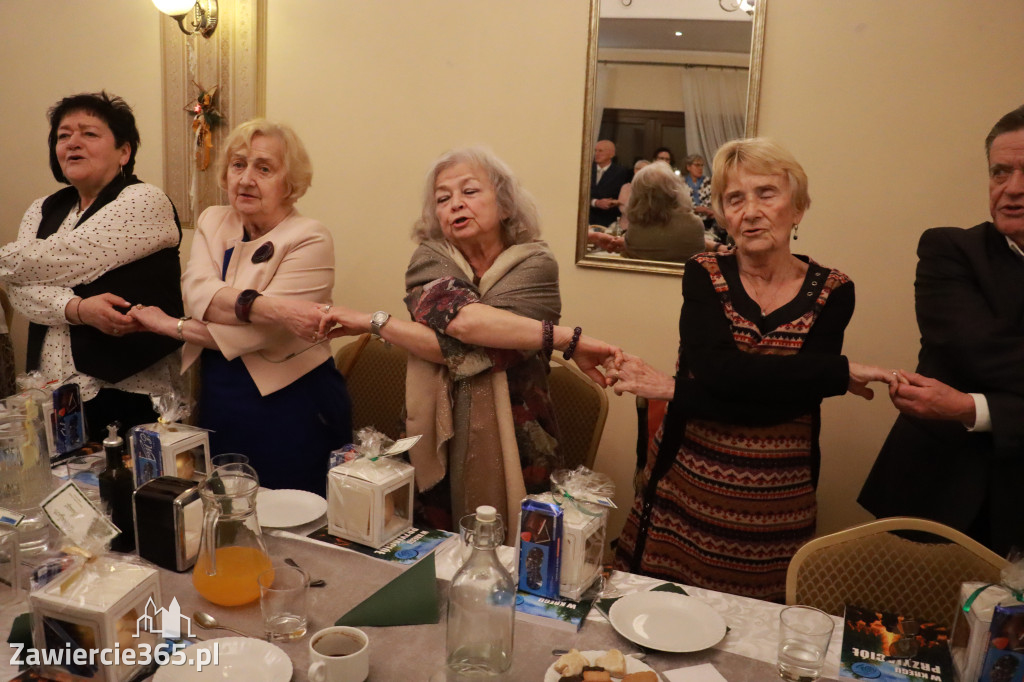 Fotorelacja: 2 Wigilijne spotkanie członków Stowarzyszenia Ruch Harcerski CZUWAJ w Zawierciu