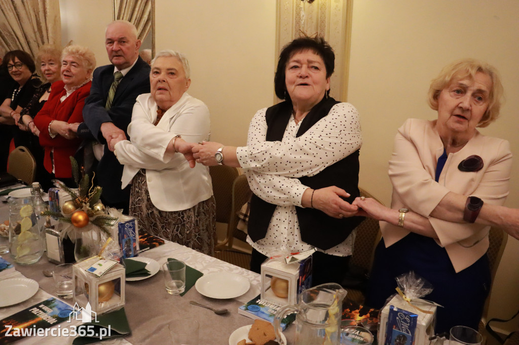 Fotorelacja: 2 Wigilijne spotkanie członków Stowarzyszenia Ruch Harcerski CZUWAJ w Zawierciu