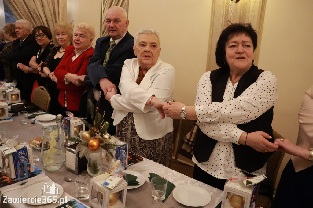 Fotorelacja: 2 Wigilijne spotkanie członków Stowarzyszenia Ruch Harcerski CZUWAJ w Zawierciu