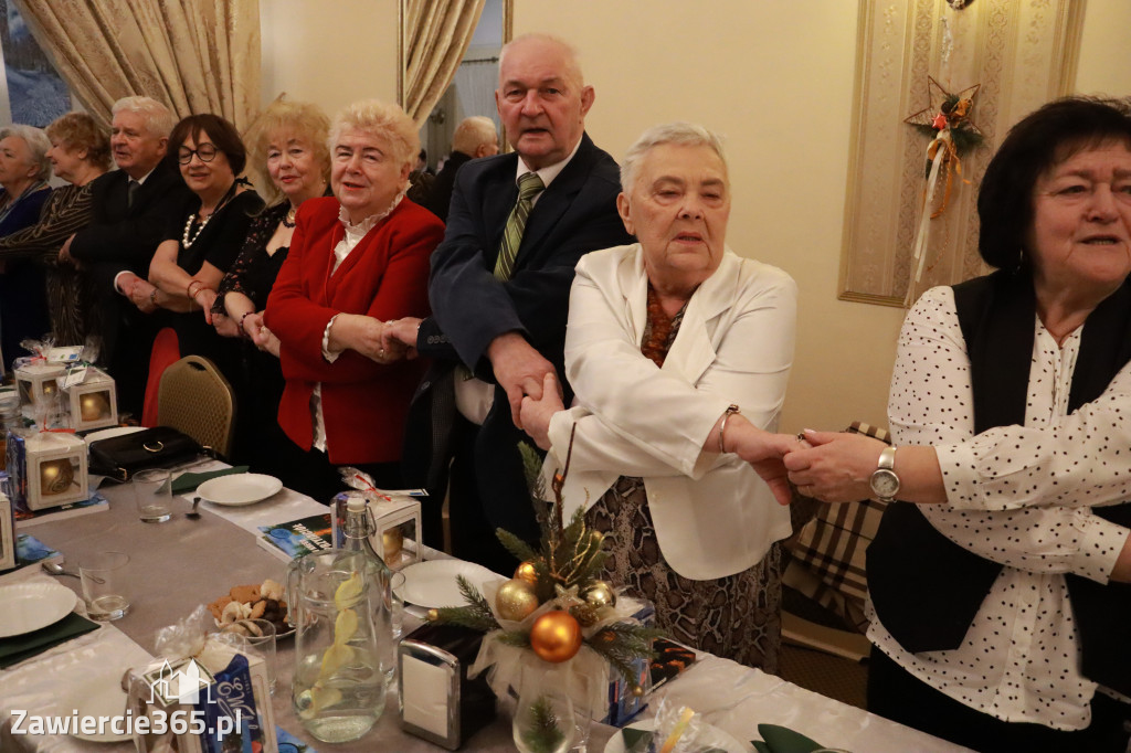 Fotorelacja: 2 Wigilijne spotkanie członków Stowarzyszenia Ruch Harcerski CZUWAJ w Zawierciu