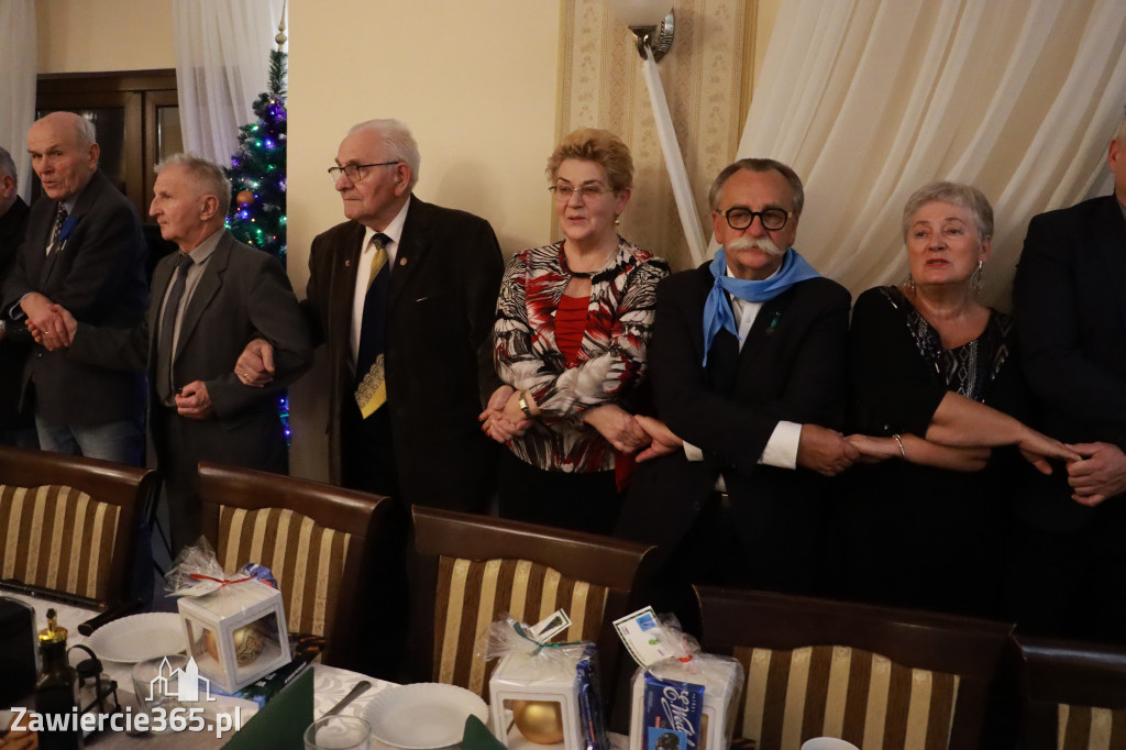Fotorelacja: 2 Wigilijne spotkanie członków Stowarzyszenia Ruch Harcerski CZUWAJ w Zawierciu