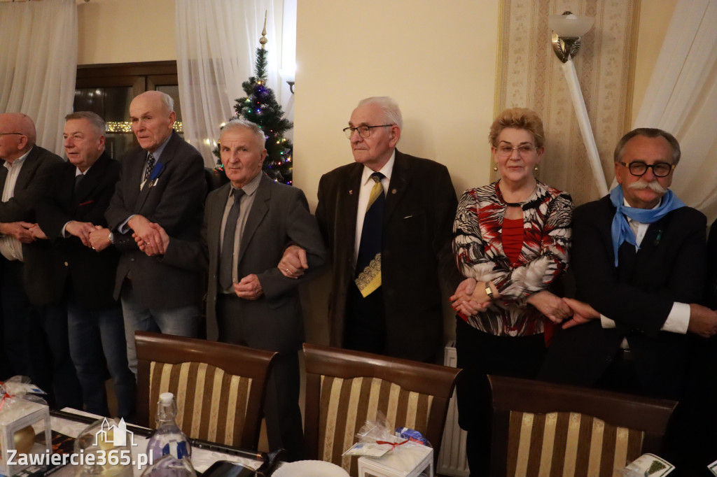 Fotorelacja: 2 Wigilijne spotkanie członków Stowarzyszenia Ruch Harcerski CZUWAJ w Zawierciu