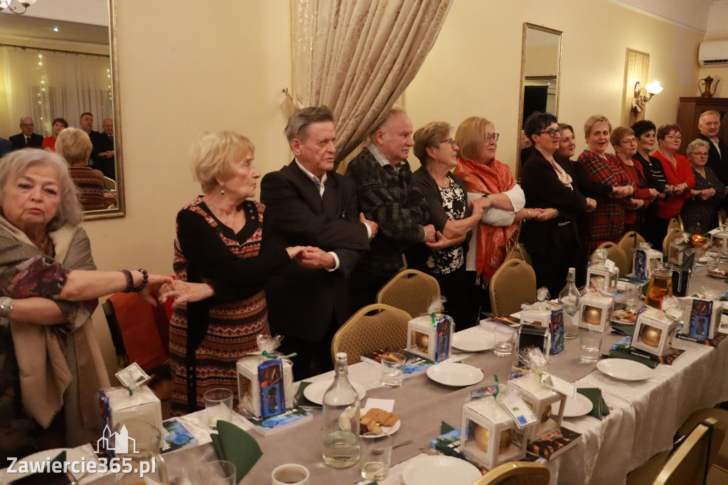 Fotorelacja: 2 Wigilijne spotkanie członków Stowarzyszenia Ruch Harcerski CZUWAJ w Zawierciu