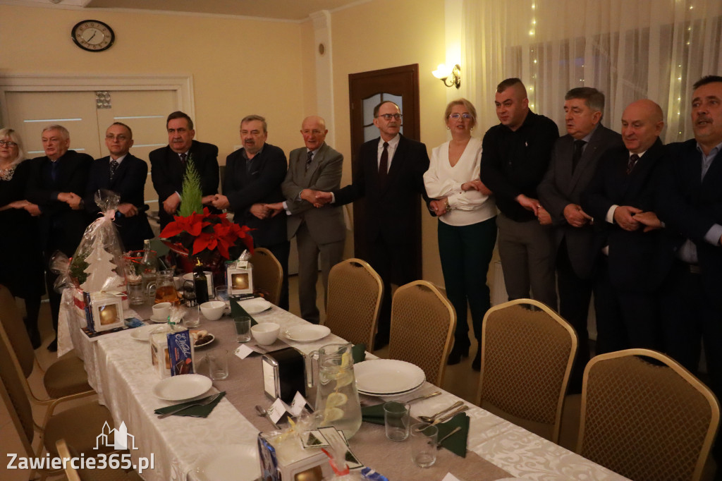 Fotorelacja: 2 Wigilijne spotkanie członków Stowarzyszenia Ruch Harcerski CZUWAJ w Zawierciu