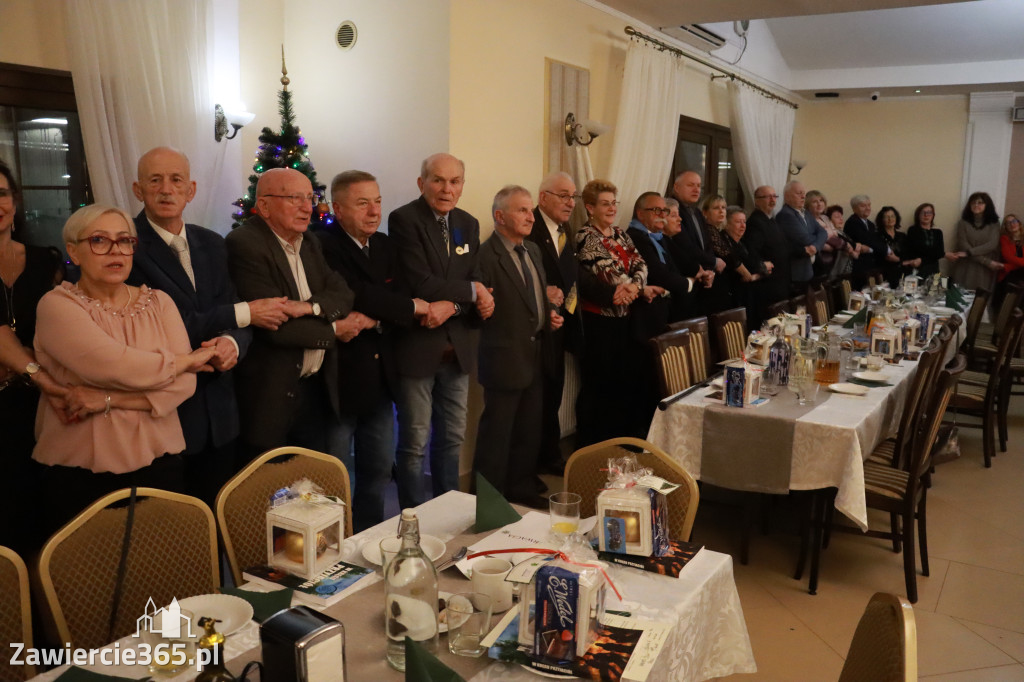Fotorelacja: 2 Wigilijne spotkanie członków Stowarzyszenia Ruch Harcerski CZUWAJ w Zawierciu
