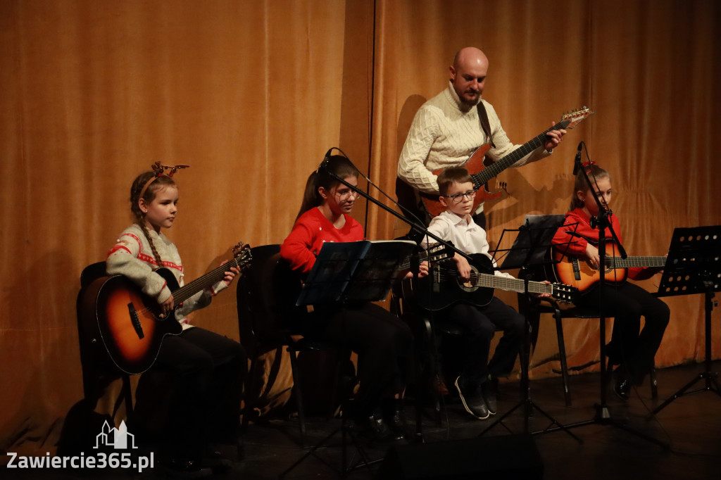 Fotorelacja: Koncert Kolęd na rockowo w MOK Zawiercie