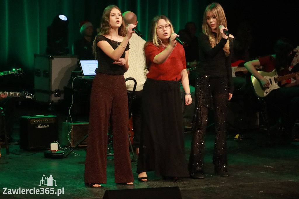 Fotorelacja: Koncert Kolęd na rockowo w MOK Zawiercie