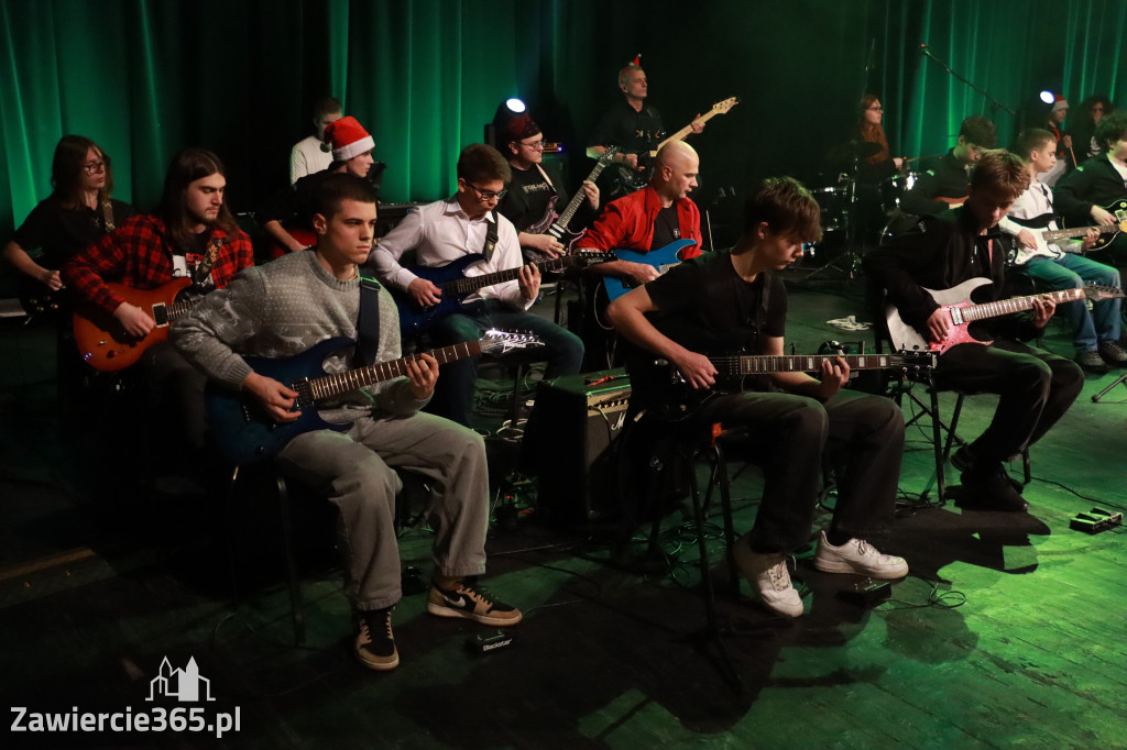 Fotorelacja: Koncert Kolęd na rockowo w MOK Zawiercie