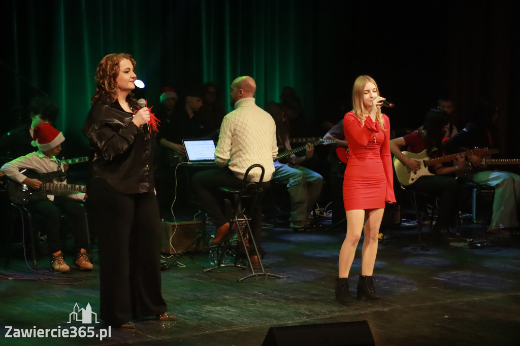 Fotorelacja: Koncert Kolęd na rockowo w MOK Zawiercie