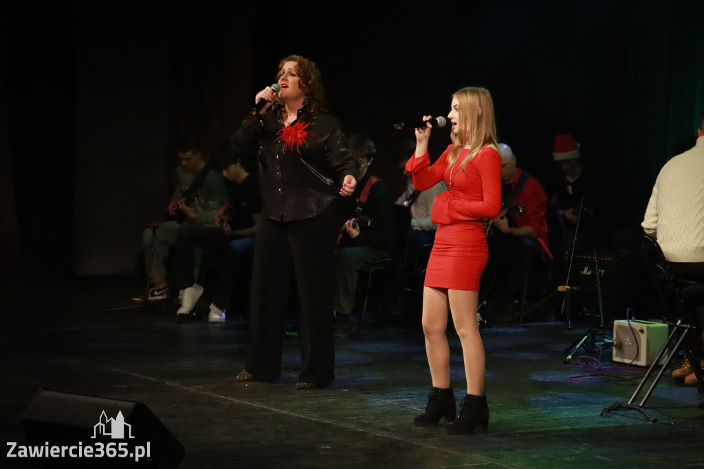 Fotorelacja: Koncert Kolęd na rockowo w MOK Zawiercie