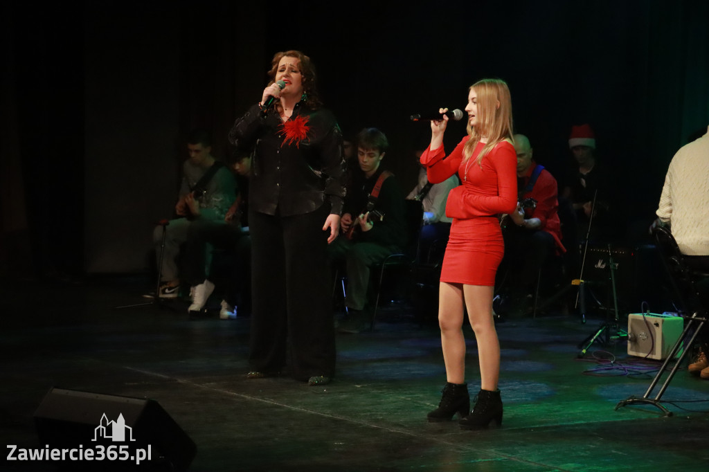 Fotorelacja: Koncert Kolęd na rockowo w MOK Zawiercie