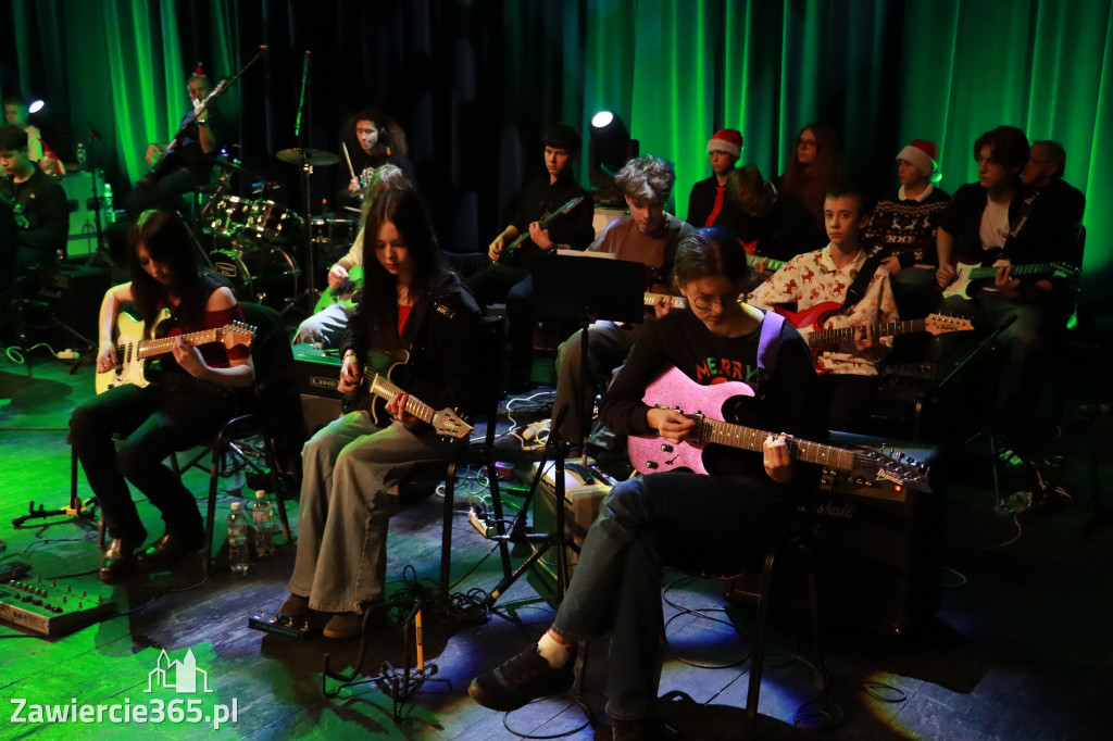 Fotorelacja: Koncert Kolęd na rockowo w MOK Zawiercie