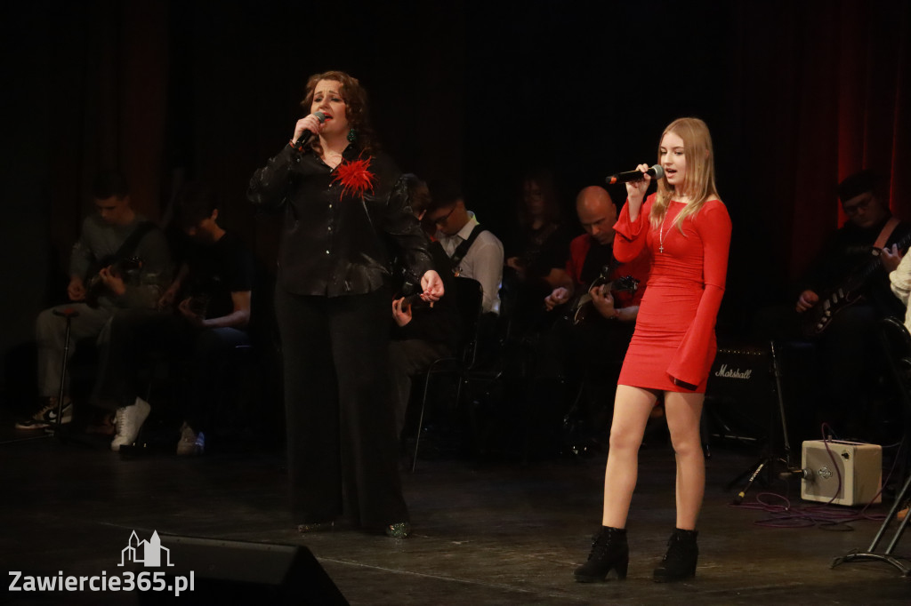 Fotorelacja: Koncert Kolęd na rockowo w MOK Zawiercie