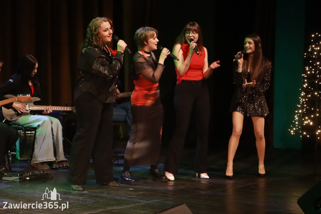 Fotorelacja: Koncert Kolęd na rockowo w MOK Zawiercie
