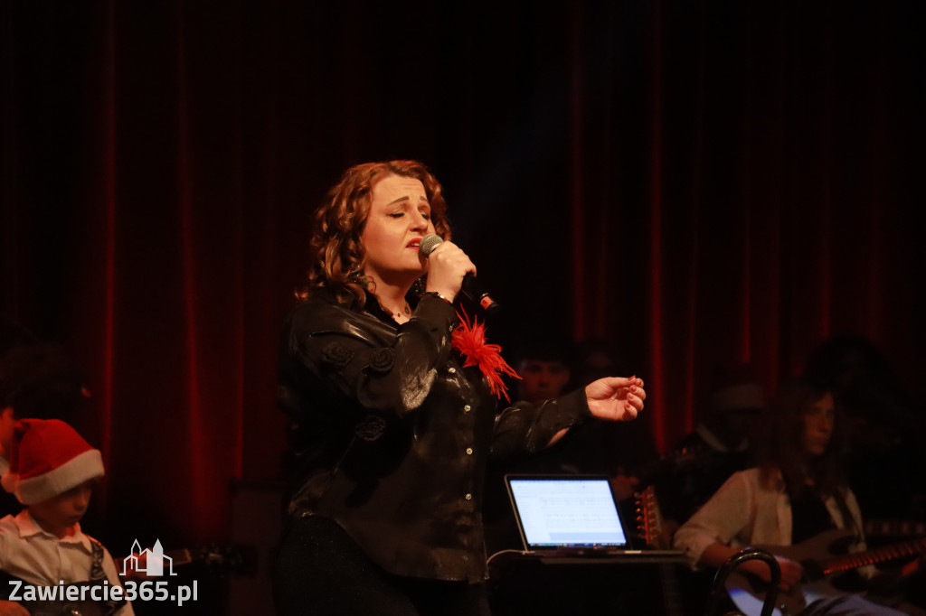 Fotorelacja: Koncert Kolęd na rockowo w MOK Zawiercie