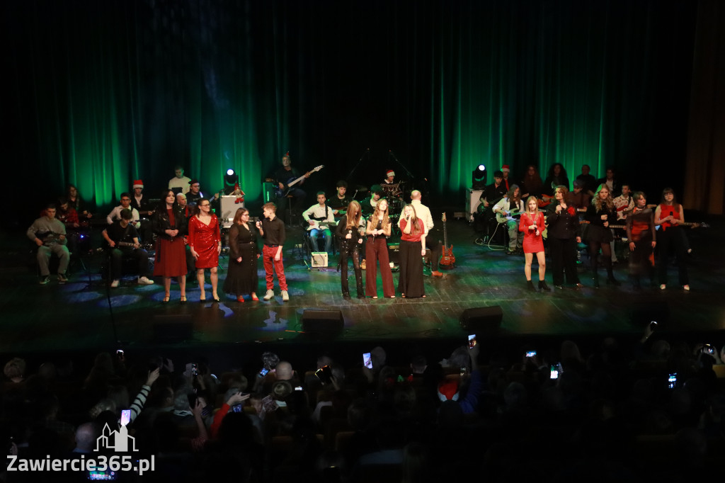 Fotorelacja: Koncert Kolęd na rockowo w MOK Zawiercie