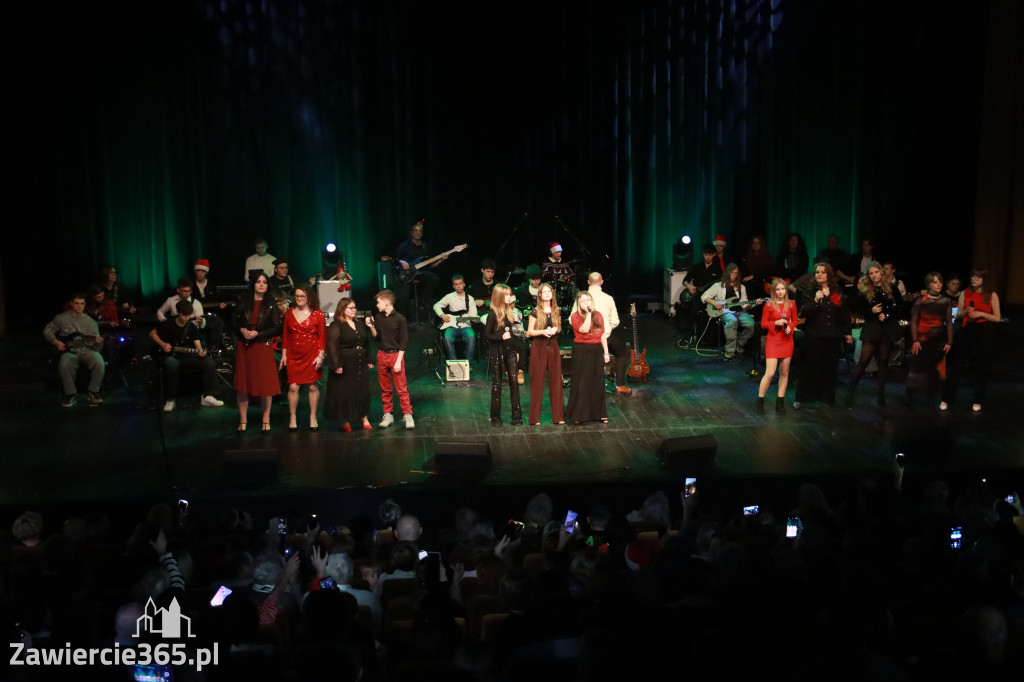 Fotorelacja: Koncert Kolęd na rockowo w MOK Zawiercie