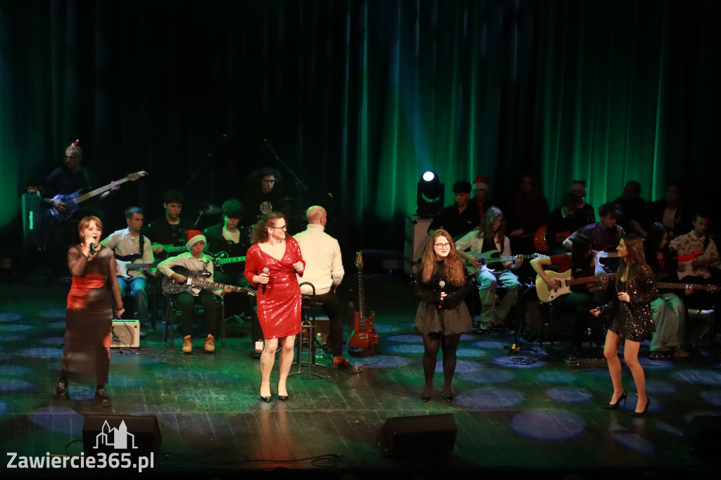 Fotorelacja: Koncert Kolęd na rockowo w MOK Zawiercie