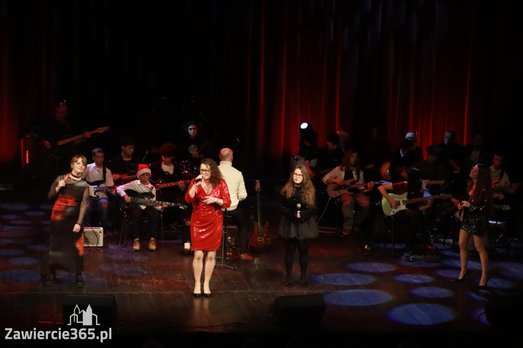 Fotorelacja: Koncert Kolęd na rockowo w MOK Zawiercie