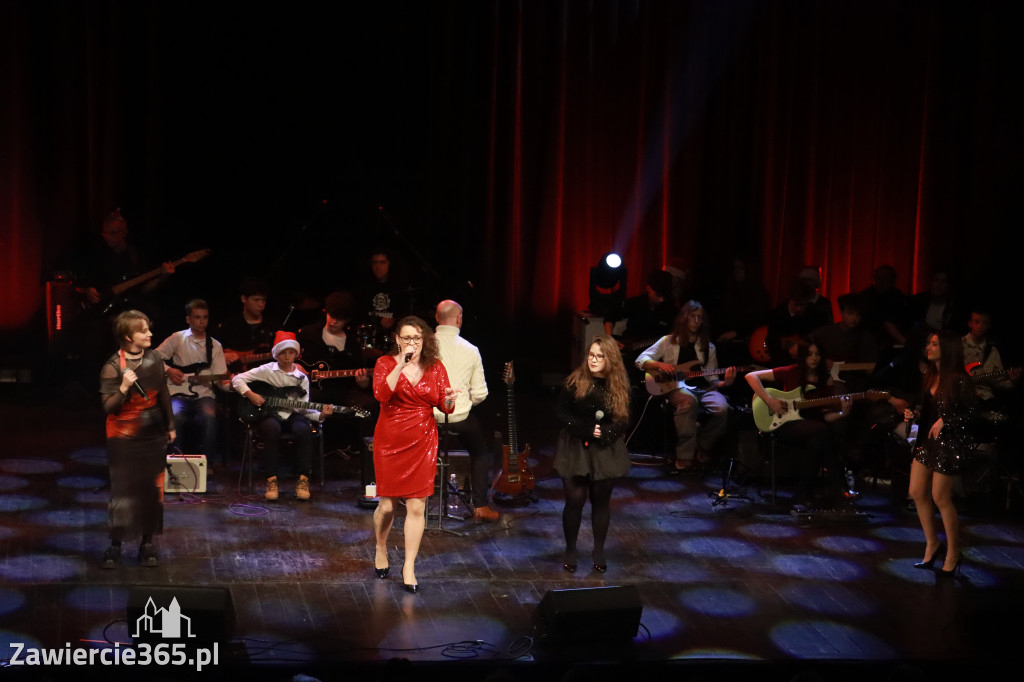 Fotorelacja: Koncert Kolęd na rockowo w MOK Zawiercie