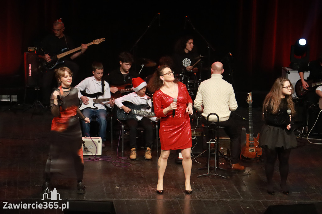 Fotorelacja: Koncert Kolęd na rockowo w MOK Zawiercie