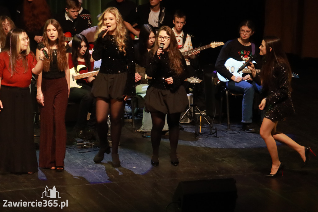 Fotorelacja: Koncert Kolęd na rockowo w MOK Zawiercie