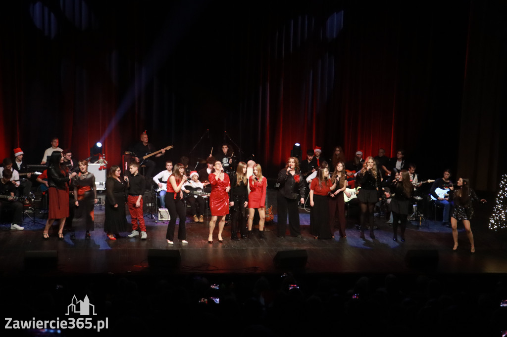 Fotorelacja: Koncert Kolęd na rockowo w MOK Zawiercie