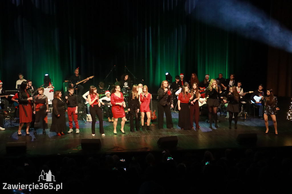 Fotorelacja: Koncert Kolęd na rockowo w MOK Zawiercie