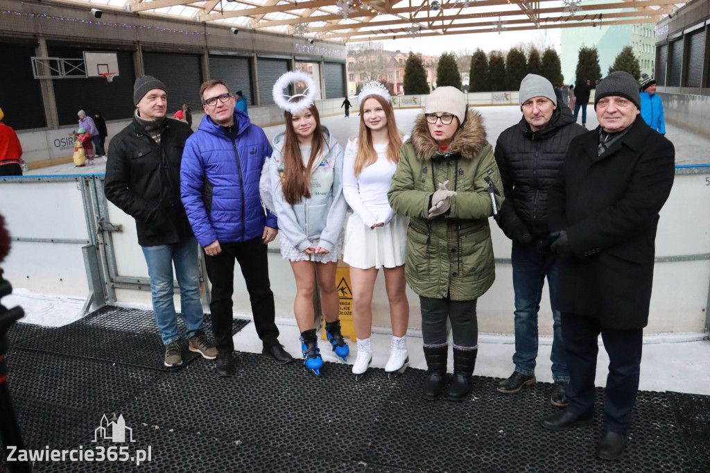 Fotorelacja: Otwarcie lodowiska w Zawierciu