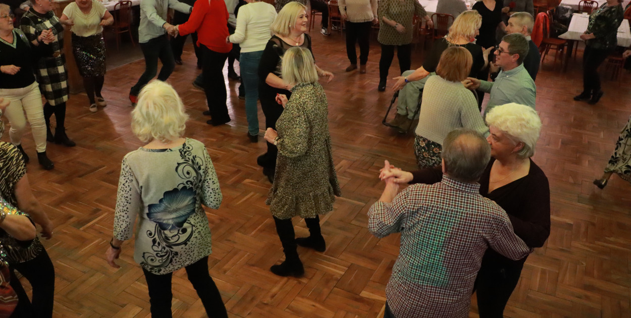 Fotorelacja: Karnawałowa Potańcówka w Pałacyku nad Wartą w Zawierciu