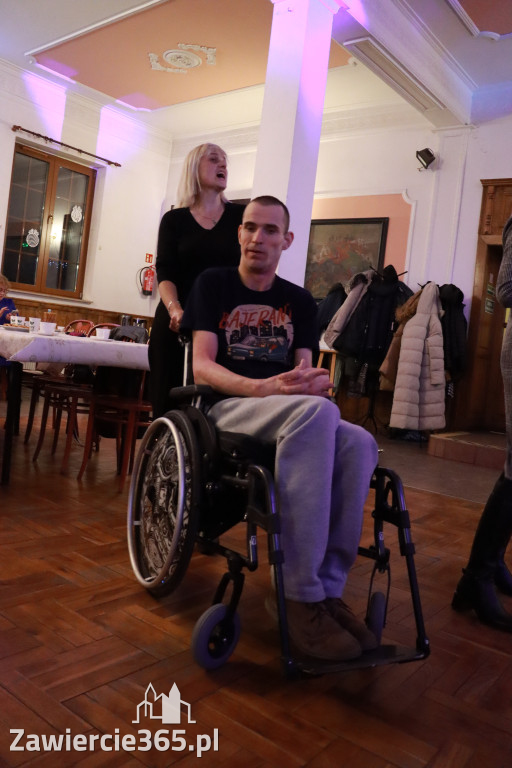 Fotorelacja: Karnawałowa Potańcówka w Pałacyku nad Wartą w Zawierciu