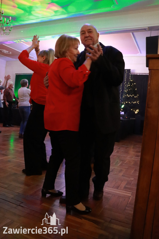 Fotorelacja: Karnawałowa Potańcówka w Pałacyku nad Wartą w Zawierciu