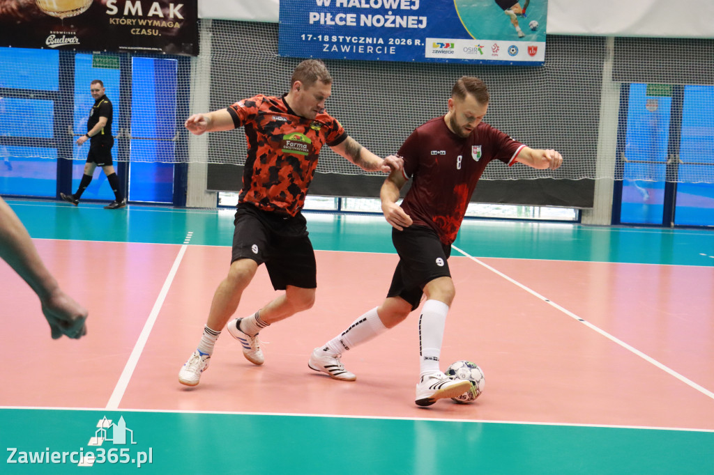 Fotorelacja I: XXXV Mistrzostwa Polski Oldbojów w halowej piłce nożnej w Zawierciu