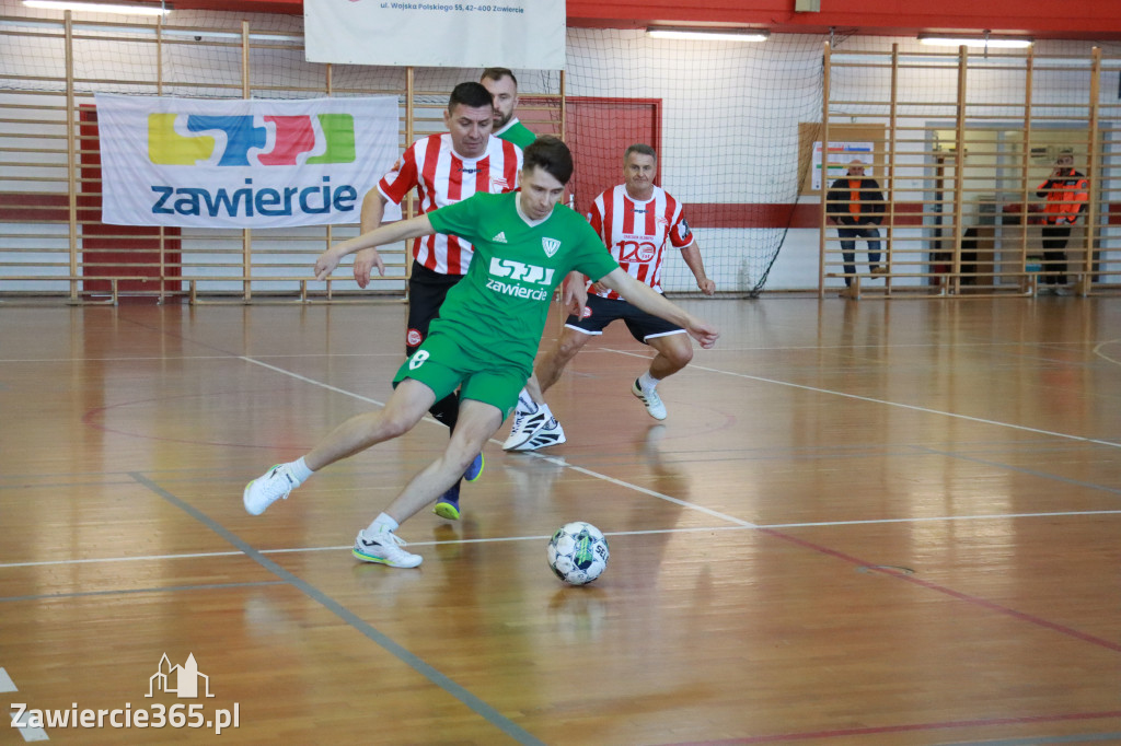 Fotorelacja I: XXXV Mistrzostwa Polski Oldbojów w halowej piłce nożnej w Zawierciu