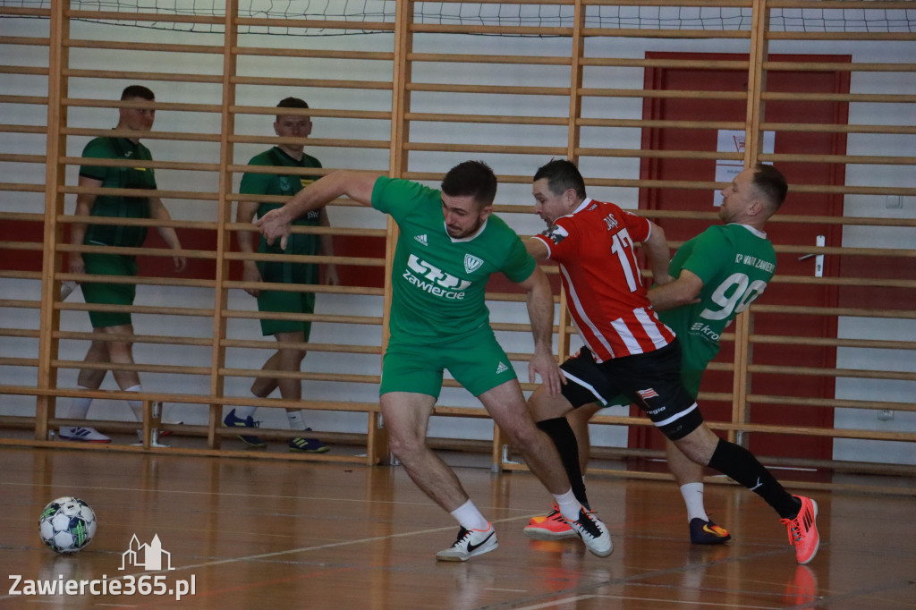 Fotorelacja I: XXXV Mistrzostwa Polski Oldbojów w halowej piłce nożnej w Zawierciu