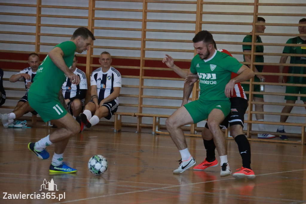 Fotorelacja I: XXXV Mistrzostwa Polski Oldbojów w halowej piłce nożnej w Zawierciu