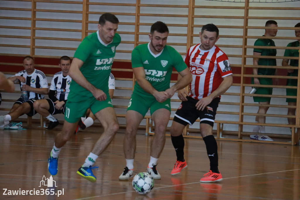 Fotorelacja I: XXXV Mistrzostwa Polski Oldbojów w halowej piłce nożnej w Zawierciu