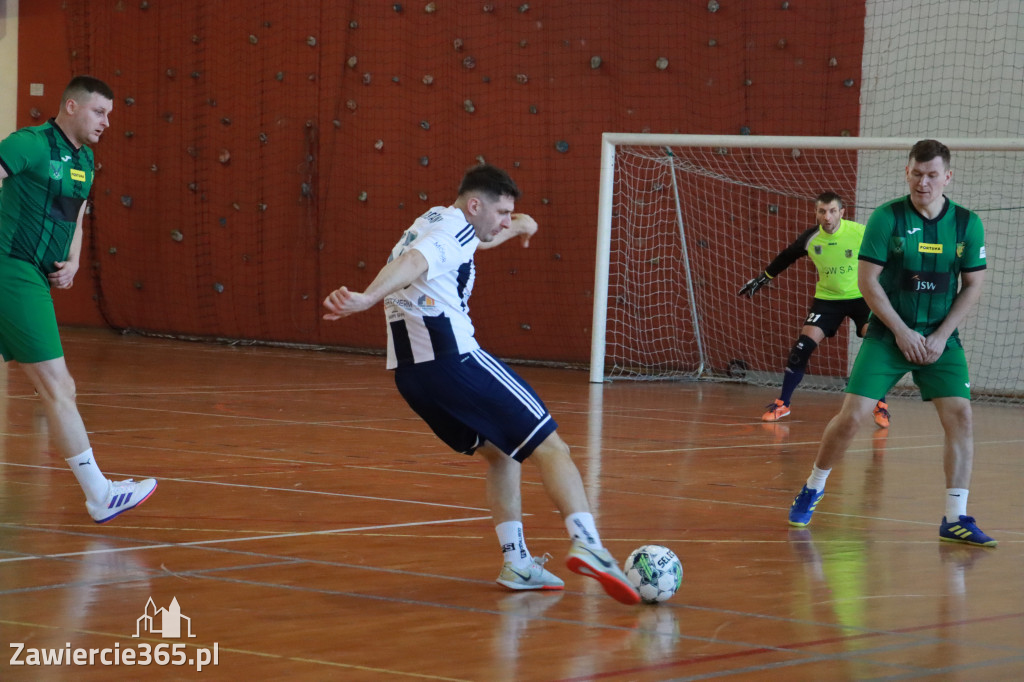 Fotorelacja I: XXXV Mistrzostwa Polski Oldbojów w halowej piłce nożnej w Zawierciu