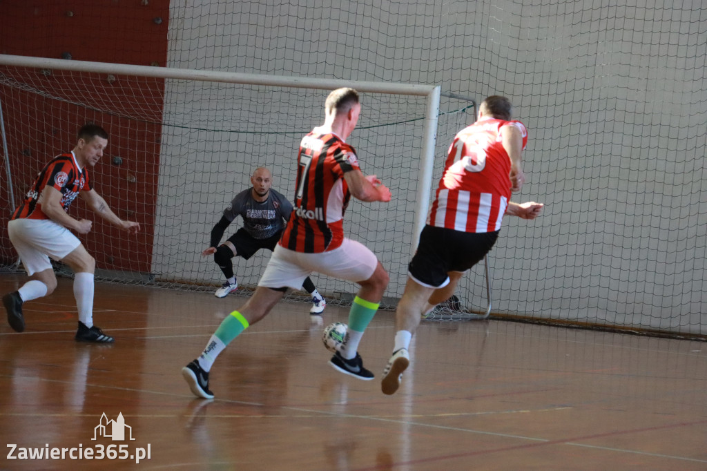Fotorelacja I: XXXV Mistrzostwa Polski Oldbojów w halowej piłce nożnej w Zawierciu