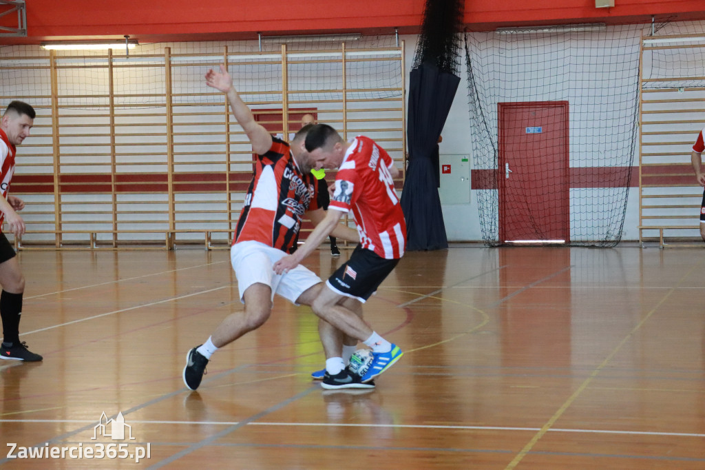 Fotorelacja I: XXXV Mistrzostwa Polski Oldbojów w halowej piłce nożnej w Zawierciu