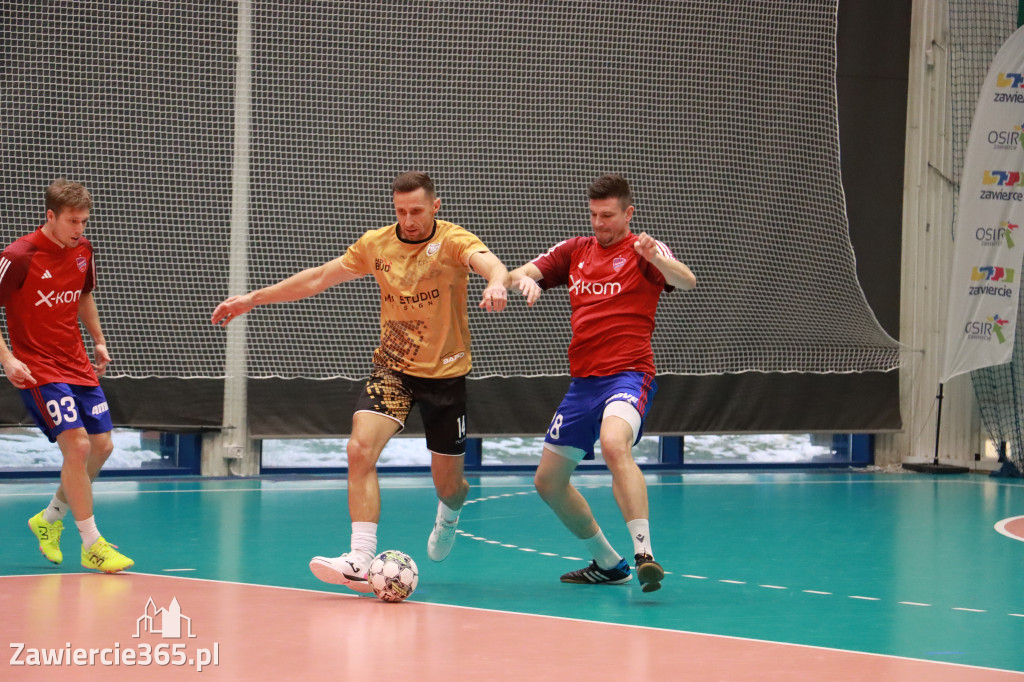 Fotorelacja I: XXXV Mistrzostwa Polski Oldbojów w halowej piłce nożnej w Zawierciu