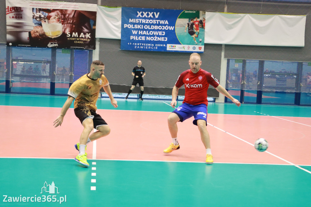 Fotorelacja I: XXXV Mistrzostwa Polski Oldbojów w halowej piłce nożnej w Zawierciu