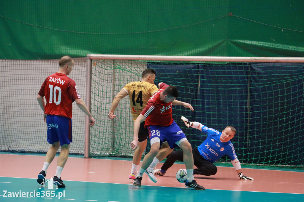 Fotorelacja I: XXXV Mistrzostwa Polski Oldbojów w halowej piłce nożnej w Zawierciu