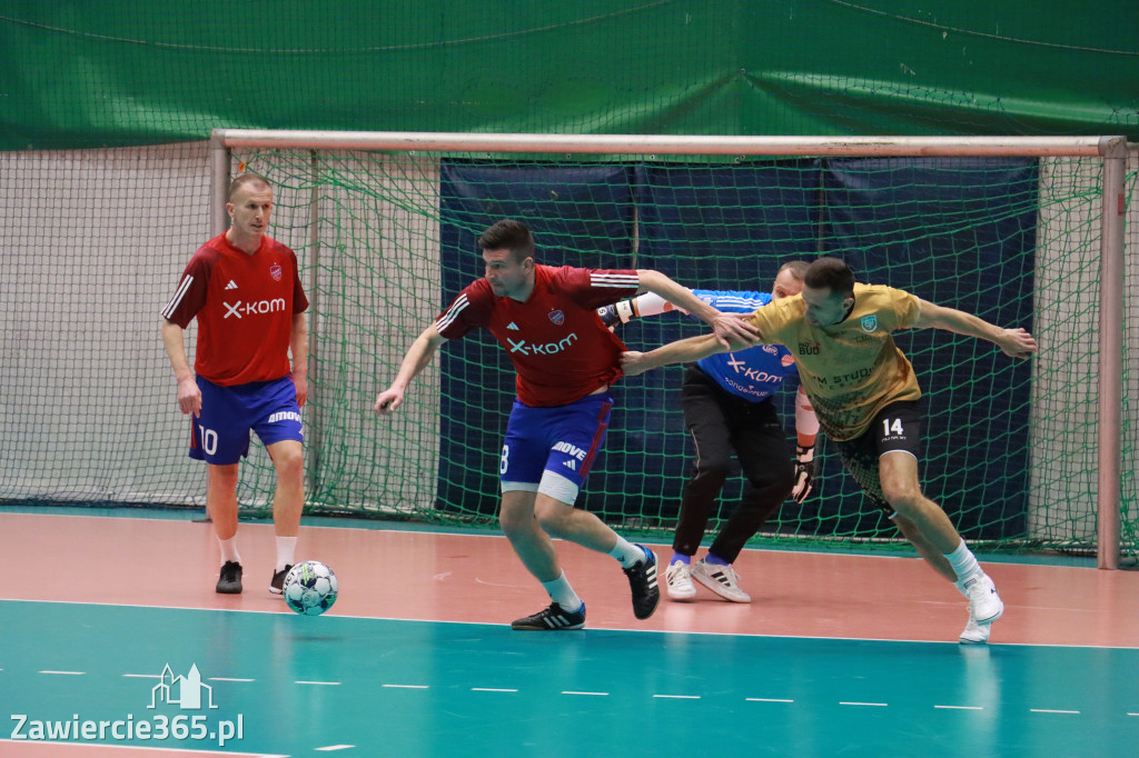 Fotorelacja I: XXXV Mistrzostwa Polski Oldbojów w halowej piłce nożnej w Zawierciu