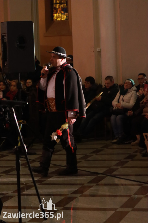Fotorelacja: Koncert Bożonarodzeniowy kapeli Głos Beskidu w Zawierciu