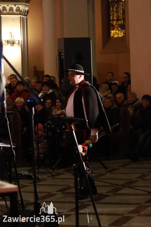 Fotorelacja: Koncert Bożonarodzeniowy kapeli Głos Beskidu w Zawierciu