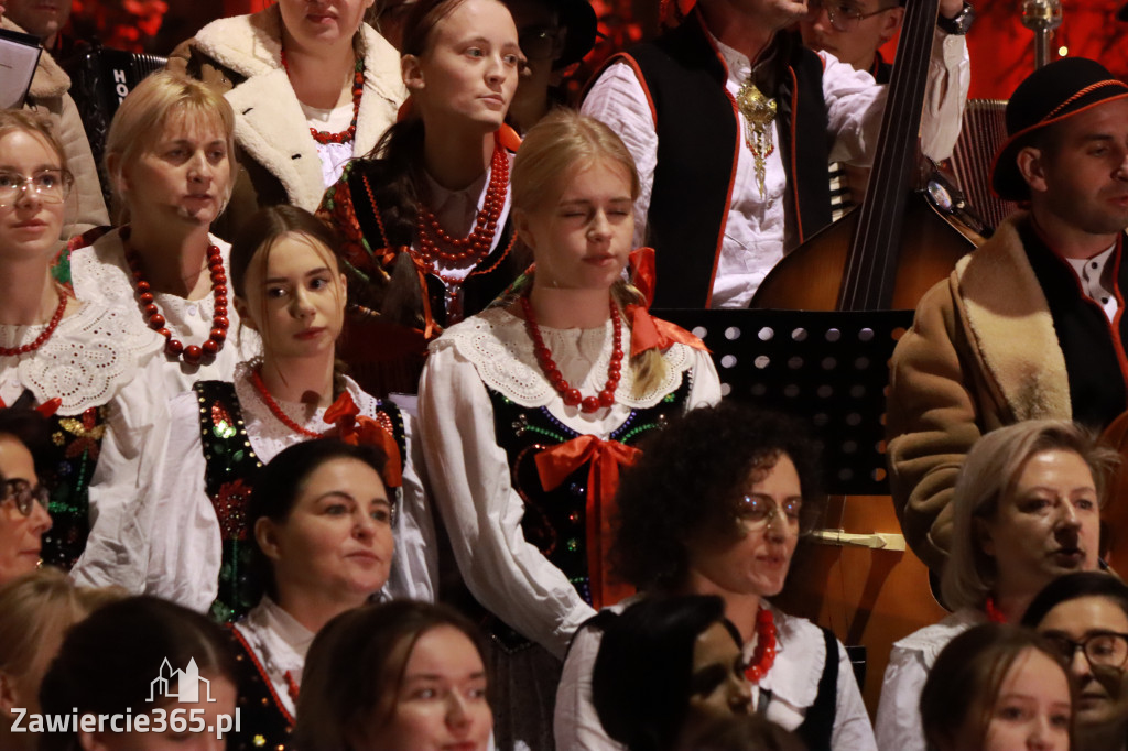 Fotorelacja: Koncert Bożonarodzeniowy kapeli Głos Beskidu w Zawierciu