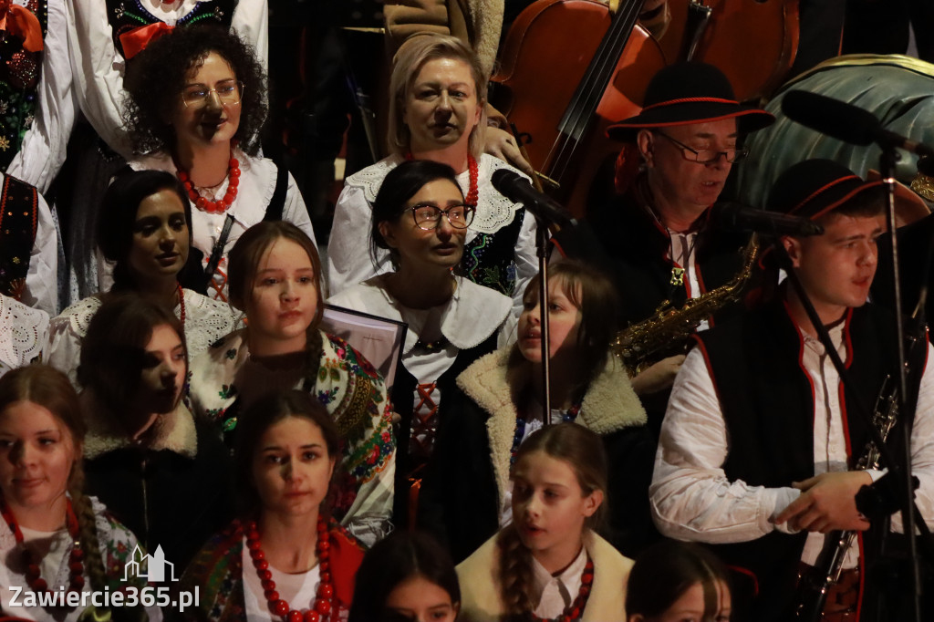Fotorelacja: Koncert Bożonarodzeniowy kapeli Głos Beskidu w Zawierciu