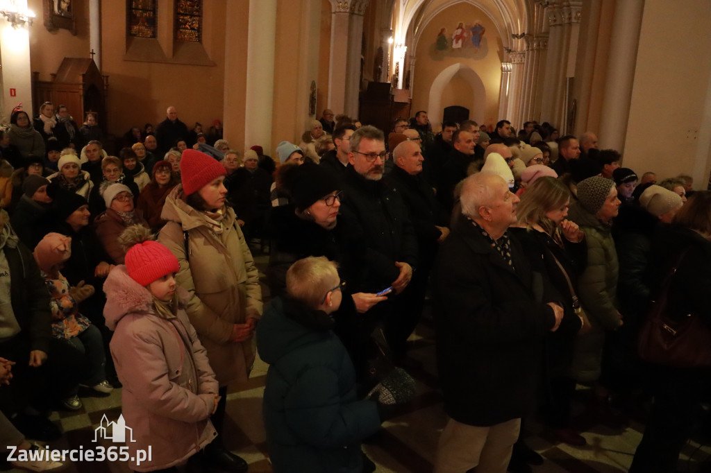 Fotorelacja: Koncert Bożonarodzeniowy kapeli Głos Beskidu w Zawierciu